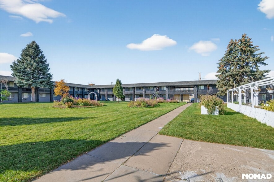 Building Photo - 1865 Fenton St