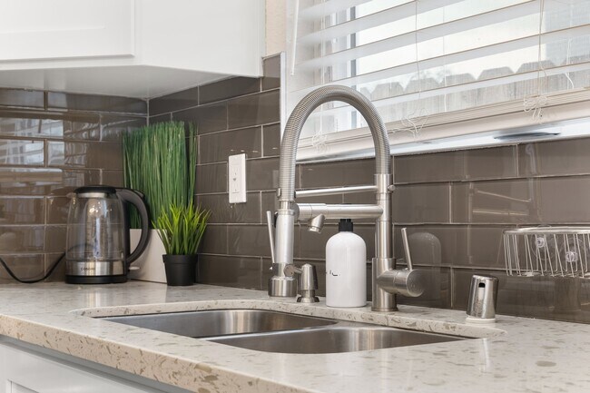 Building Photo - 2996 39th St