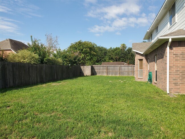 Building Photo - 21511 Westcliffe Falls Dr