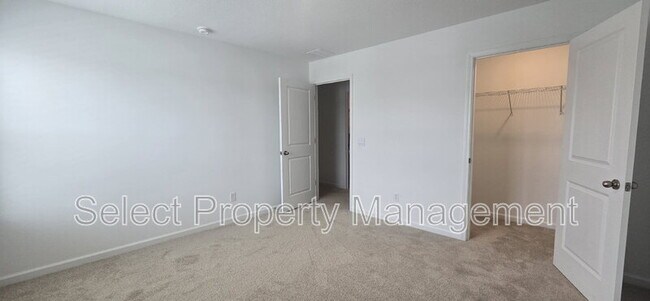 Building Photo - 4121 Luke Dr