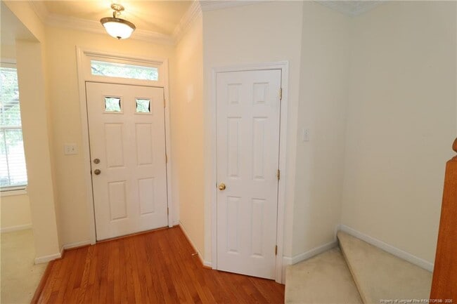 Building Photo - 416 Oak Pine Dr