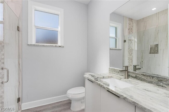Building Photo - 2601 Diplomat Pkwy W