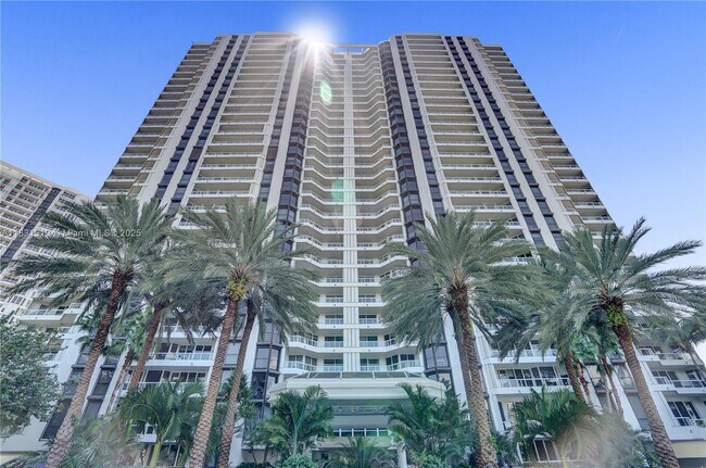 Building Photo - 21055 Yacht Club Dr