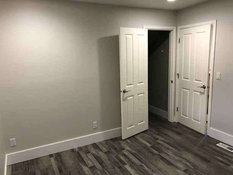 Bedroom #3 - 7221 Yew St