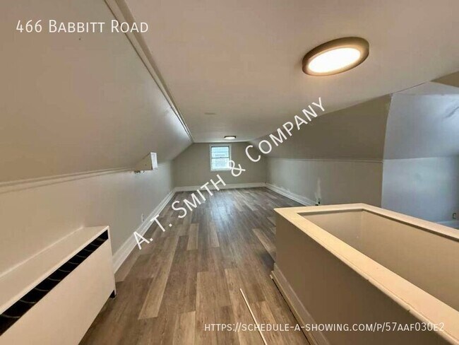 Building Photo - 466 Babbitt Rd