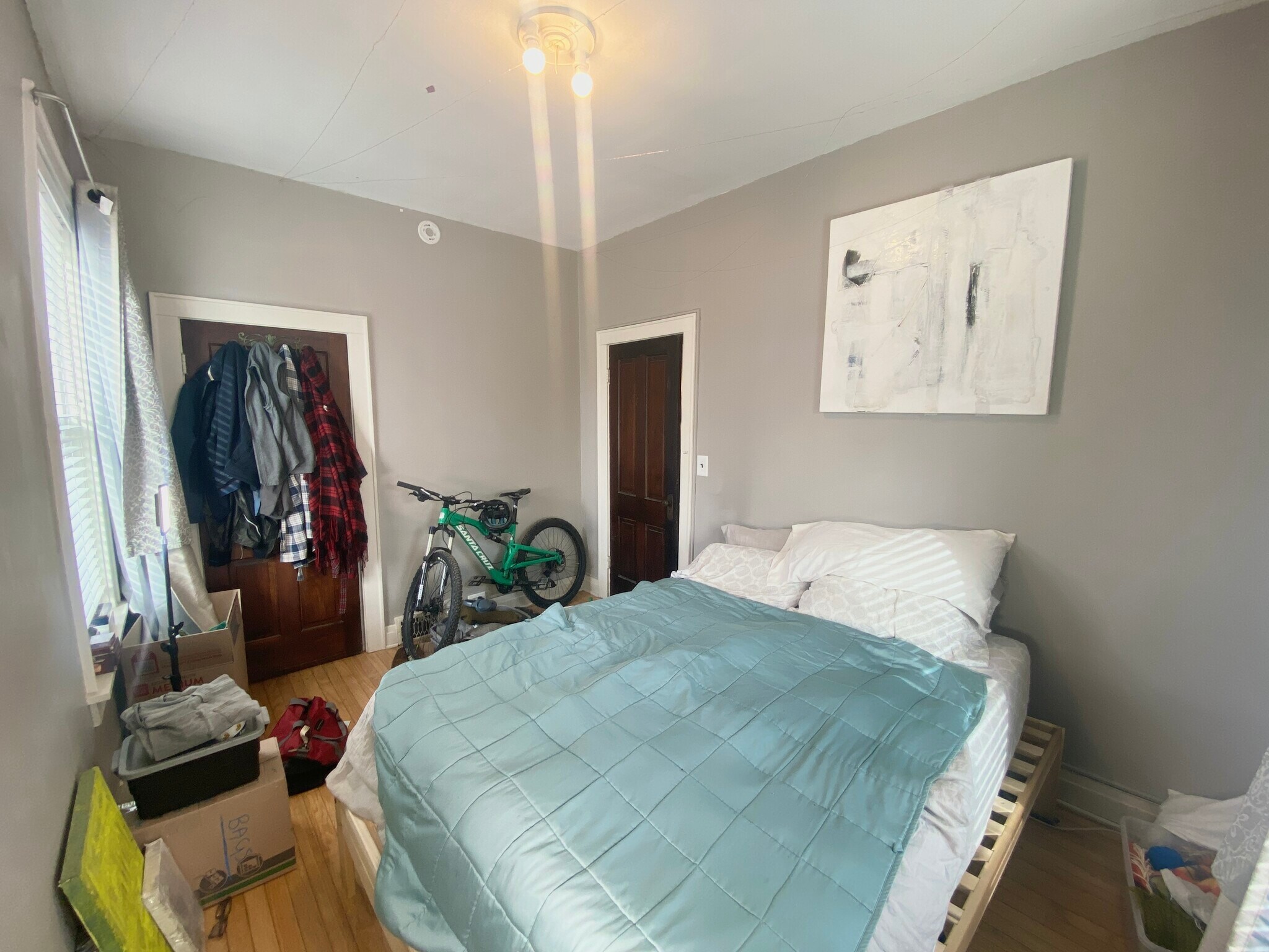 Bedroom - 304 S Summit St