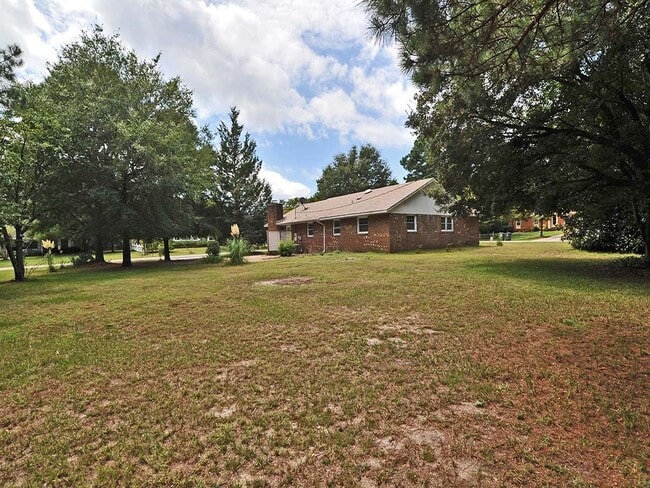 Building Photo - 213 El Ogden Dr