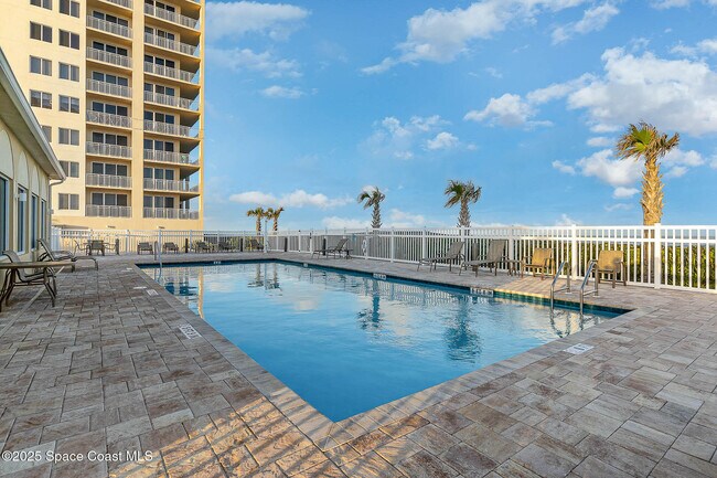 Building Photo - 1025 Jimmy Buffett Mem Hwy