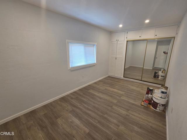 Building Photo - 10152 Haines Canyon Ave