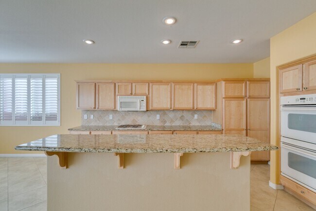 Building Photo - Beautiful Single-Story, 3 Bedroom Home on a Premium Corner Lot in NW!