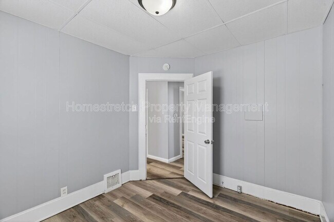 Building Photo - 5637 Hodiamont Ave