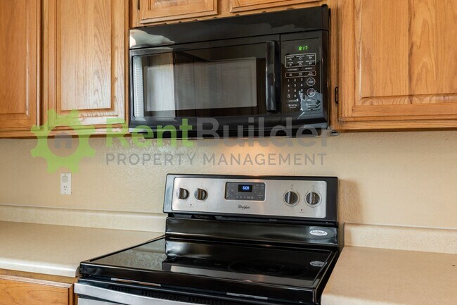 Building Photo - CALL US TODAY AT (505) 808-6467 TO SCHEDUL...