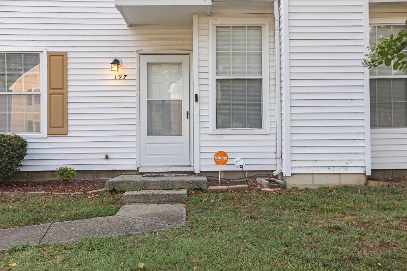 Building Photo - 197 Gate House Rd