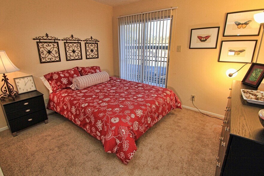 Building Photo - 7117 Wood Hollow Dr