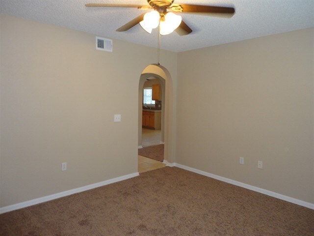Building Photo - 12911 Parkington Dr