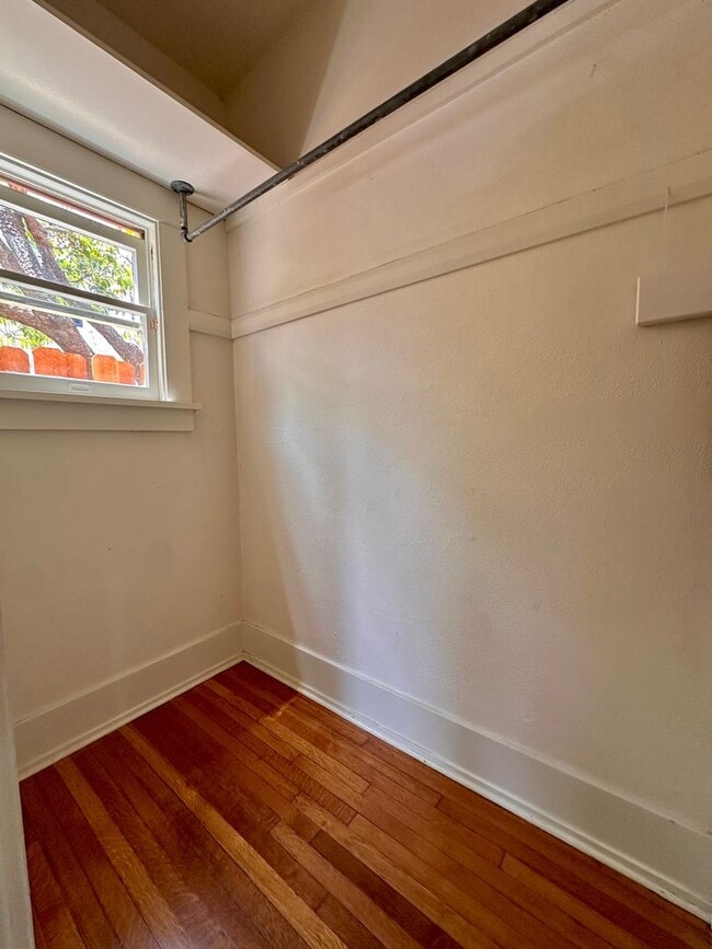 Building Photo - Meticulously Restored 1920s Craftsman on a Private, Hedged Lot | Pet Friendly!