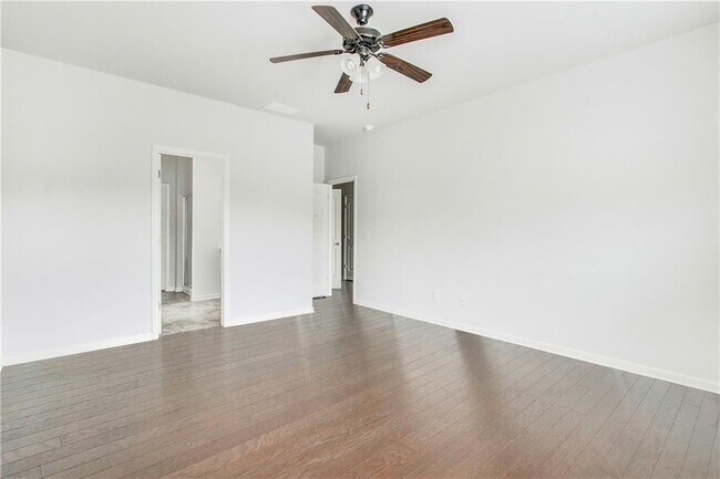 Building Photo - 315 Argyle Ct