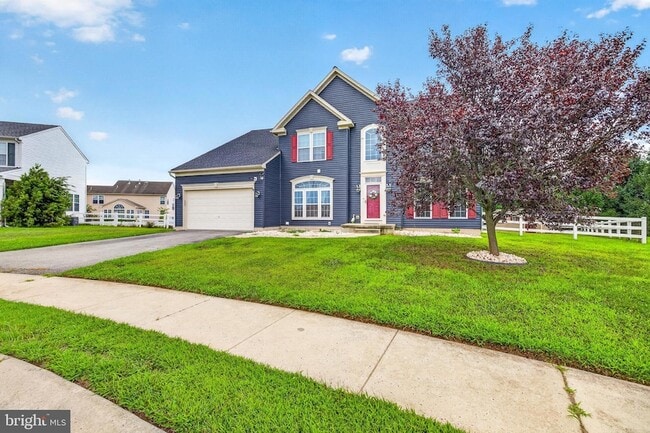 Building Photo - 206 Markham Ct