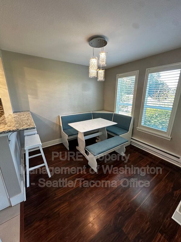 Building Photo - 3008 N Narrows Dr