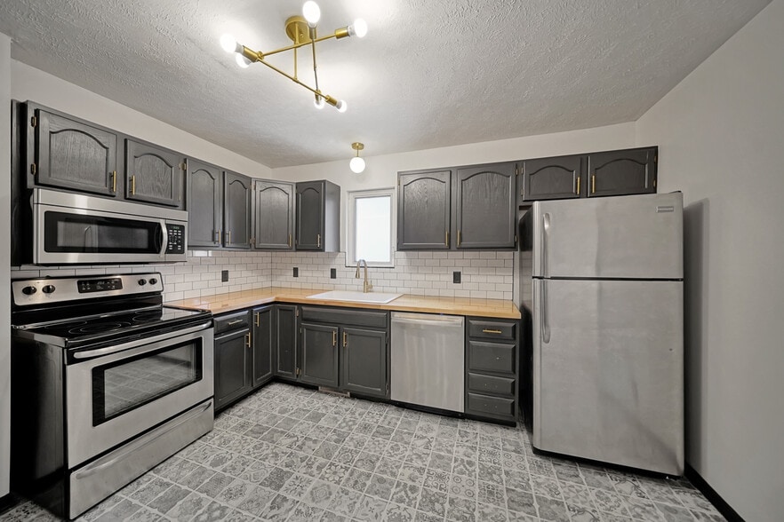 Primary Photo - 2323 U St