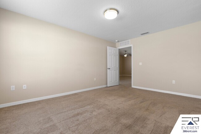 Building Photo - 25 Louisville Dr