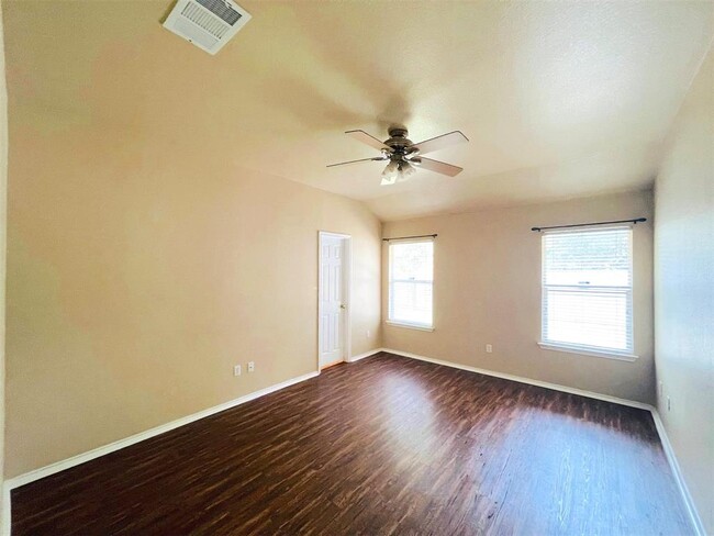 Building Photo - 1206 Brighton Bend Ln