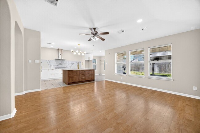 Building Photo - 18211 Doral Rock Ct