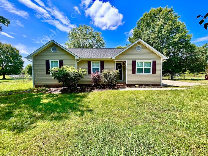 Primary Photo - 5111 Hampton Meadows Rd