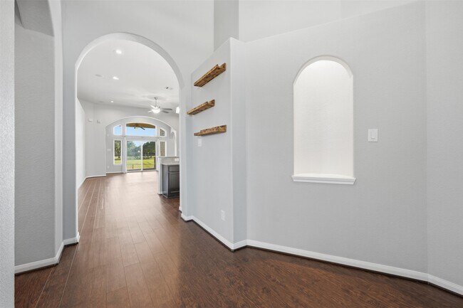 Building Photo - 6011 Watford Bend