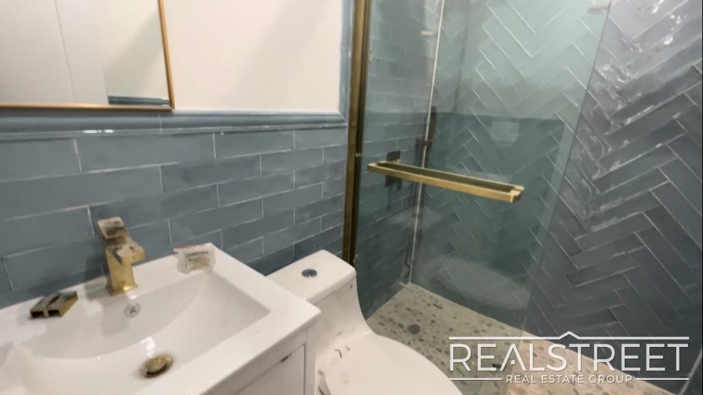 Building Photo - Spacious 3-Bedroom Duplex with Private Outdoor Space in Prime Bed-Stuy