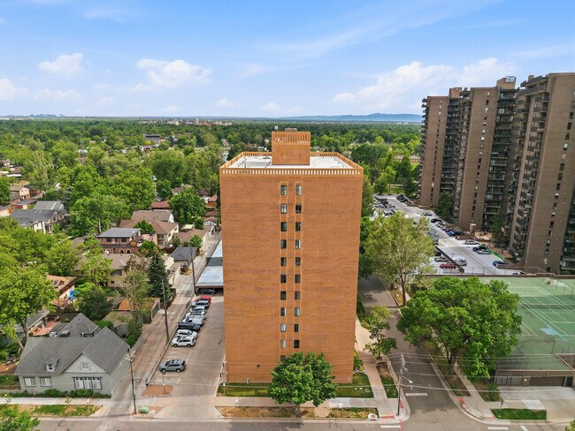 Building Photo - 400 S Lafayette St