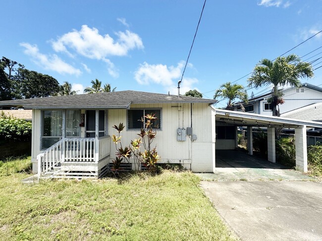 Primary Photo - Pet-Friendly Single Family Home Blocks fro...