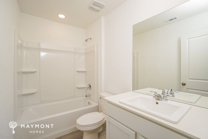 Building Photo - 10204 Bridgton Mill