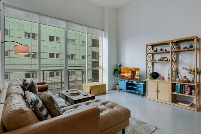 Building Photo - 235 NE 2nd St