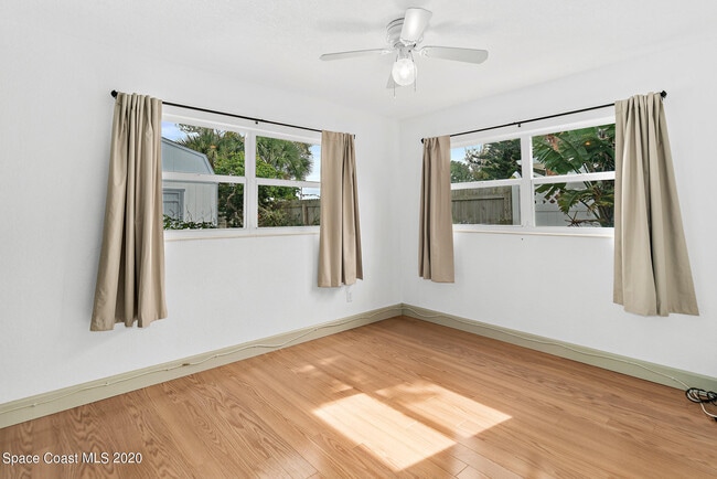 Building Photo - 2157 Barracuda Ave