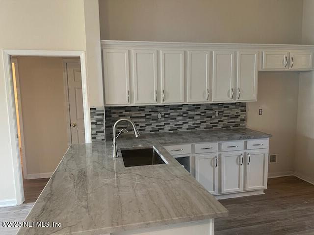 Building Photo - 2095 Willesdon Dr E