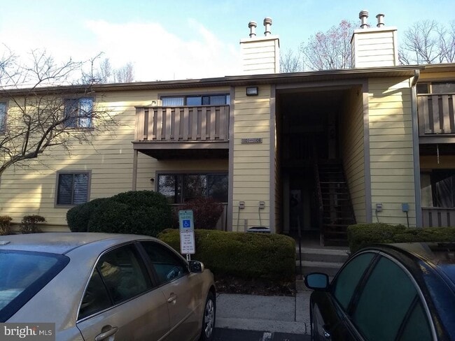 Building Photo - 1105 Braxton Ct
