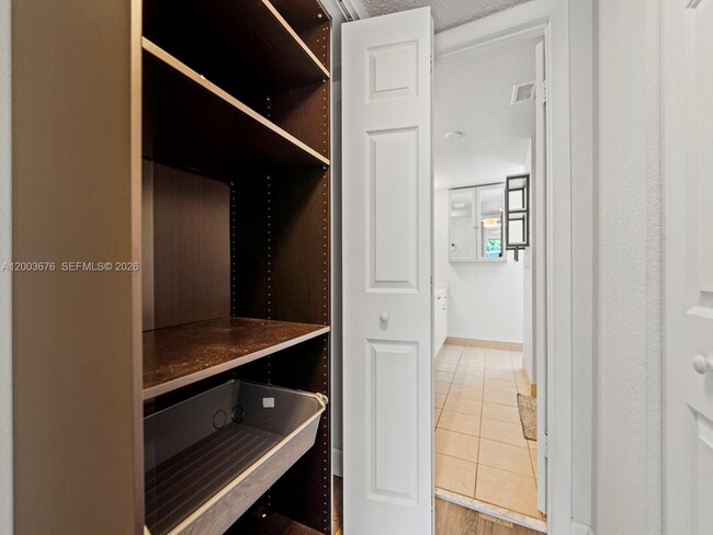 Building Photo - 4235 N University Dr