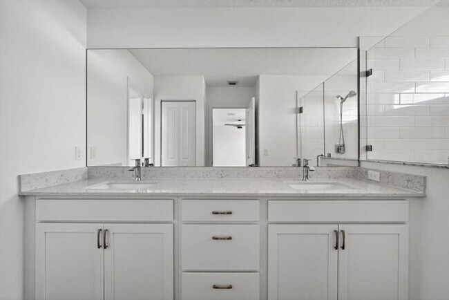 Building Photo - 1407 Tangled Orchard Tr