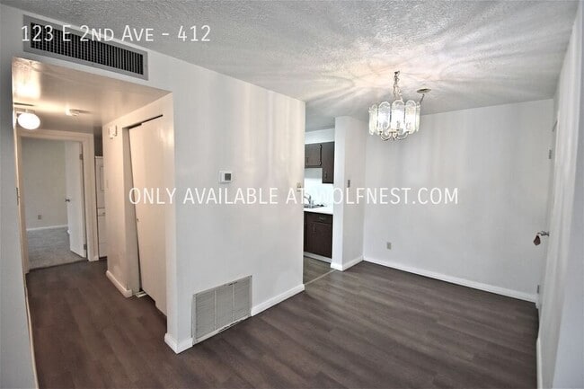 Building Photo - Stunning Downtown SLC Condo - Prime Locati...