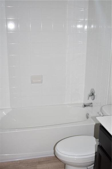 Building Photo - 145 Arrowhead Vine St