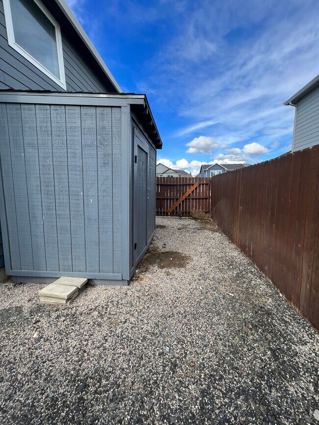 Building Photo - Beautifully Updated Home in Sage Point School District!