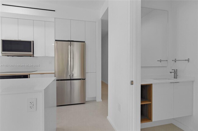 Building Photo - 4430 W Flagler St