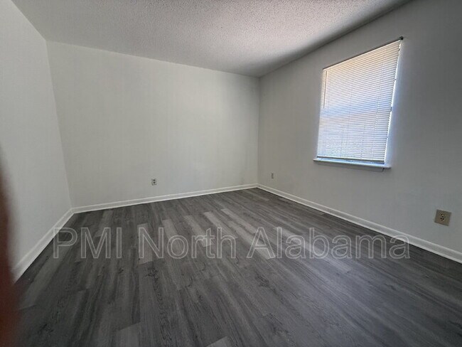 Building Photo - 4916 Cotton Row NW