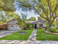 Building Photo - 1336 Chippewa Dr