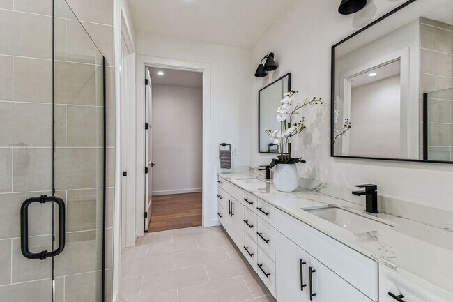 Building Photo - New Construction Townhome For Lease