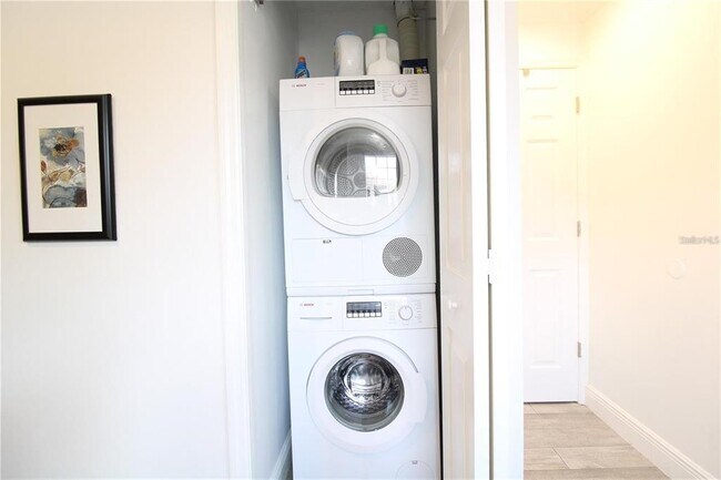 Building Photo - 2966 Cottage Grove Ct