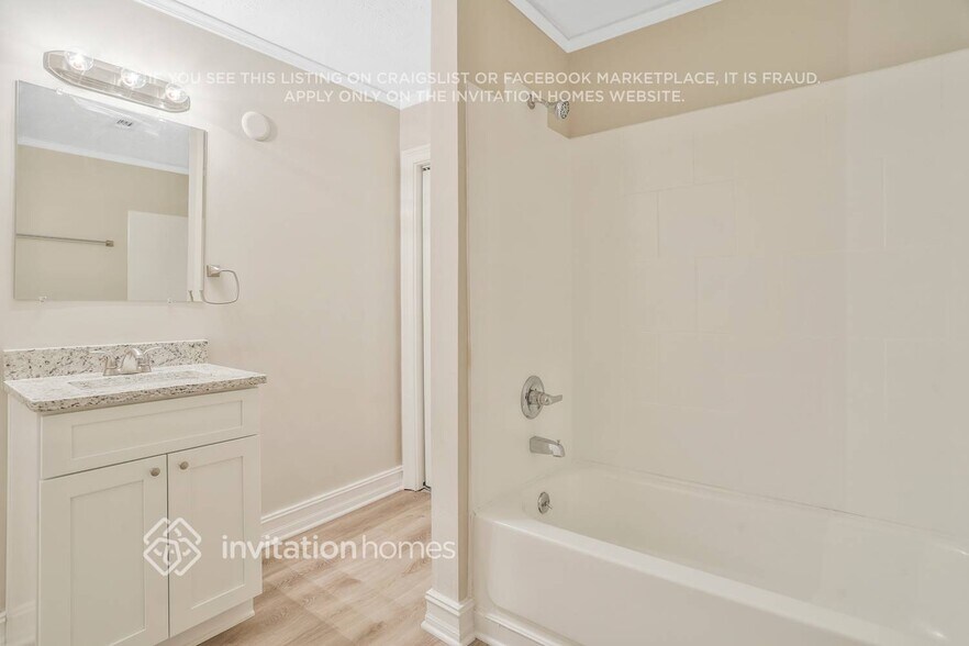 Building Photo - 2280 Pemberton Rd SW