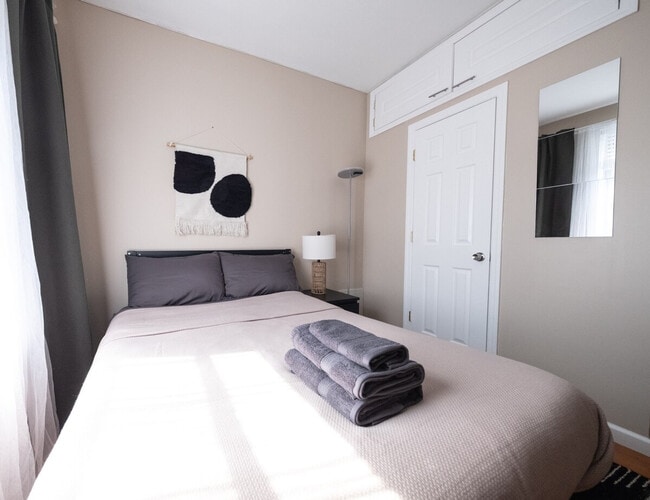 Building Photo - 125 La Salle St