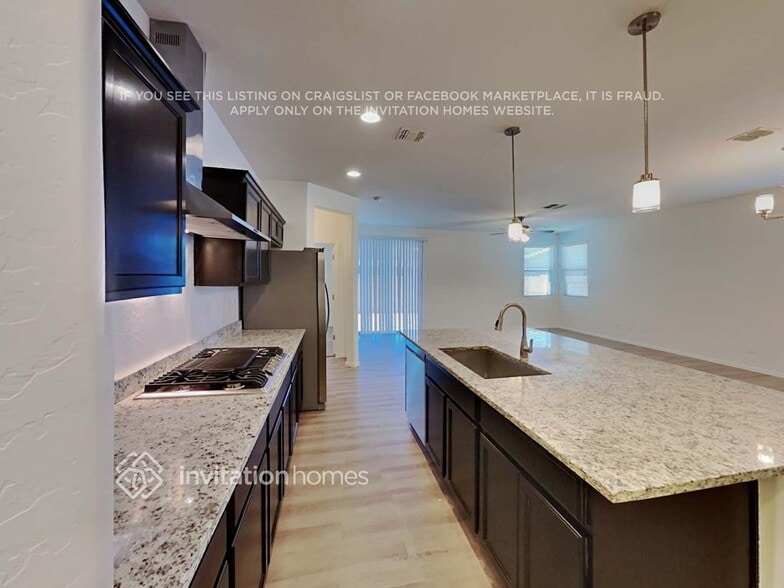 Building Photo - 12251 W Desert Sun Ln